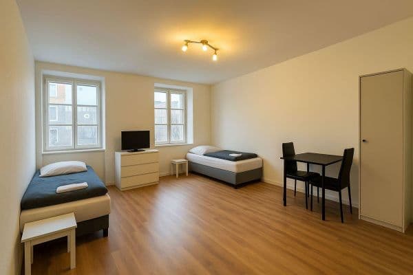 Pronájem bytu 1+1 20 m², Bayerstraße 87, München, Bavorsko Pronájem bytu 1+1 20 m², Bayerstraße 87, München, Bavorsko