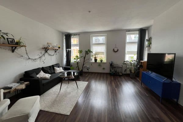 Pronájem bytu 3+1 87 m², Barbarossastraße 86, Chemnitz, Sasko Pronájem bytu 3+1 87 m², Barbarossastraße 86, Chemnitz, Sasko