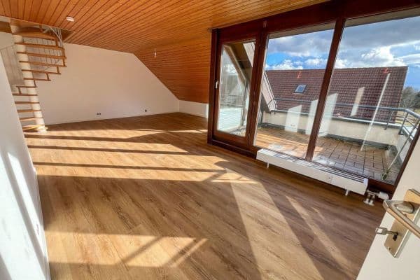 Pronájem bytu 3+1 84 m², Filderstadt Pronájem bytu 3+1 84 m², Filderstadt