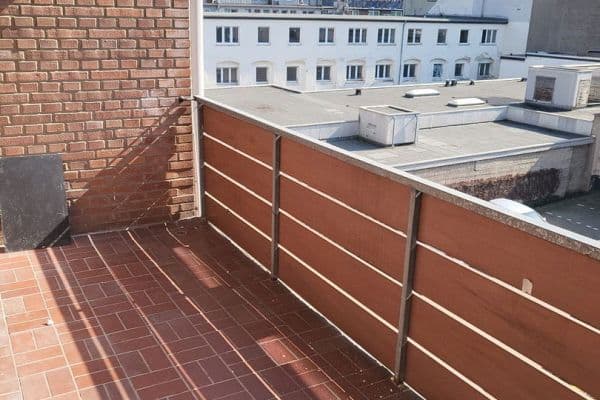 Pronájem bytu 2+1 63 m², Rheinstr. 16, Krefeld Pronájem bytu 2+1 63 m², Rheinstr. 16, Krefeld