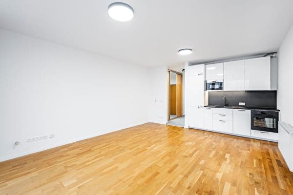 Pronájem bytu 1+kk 37 m², Rotavská, Praha, Praha Pronájem bytu 1+kk 37 m², Rotavská, Praha, Praha