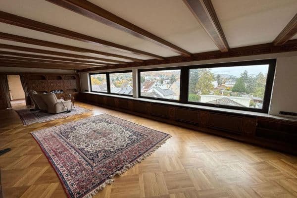 Pronájem bytu 3+1 166 m², Kiefernweg 1, Seeheim-Jugenheim Pronájem bytu 3+1 166 m², Kiefernweg 1, Seeheim-Jugenheim