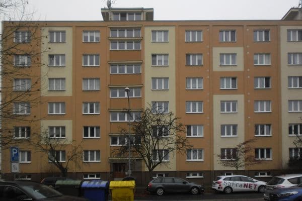 Pronájem bytu 1+1 38 m², Zelenohorská, Plzeň Pronájem bytu 1+1 38 m², Zelenohorská, Plzeň