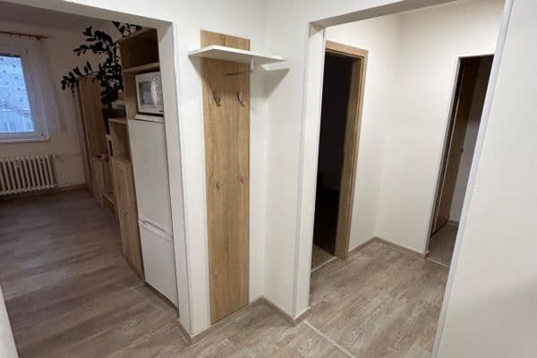 Pronájem bytu 2+kk 42 m², Rabasova, Ústí nad Labem Pronájem bytu 2+kk 42 m², Rabasova, Ústí nad Labem