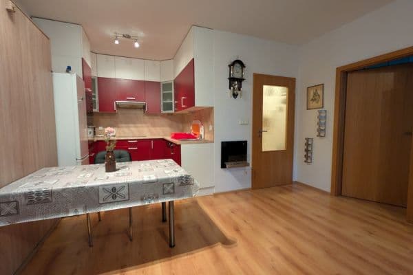 Pronájem bytu 2+kk 58 m², Goldscheiderova, Plzeň, Plzeňský kraj Pronájem bytu 2+kk 58 m², Goldscheiderova, Plzeň, Plzeňský kraj