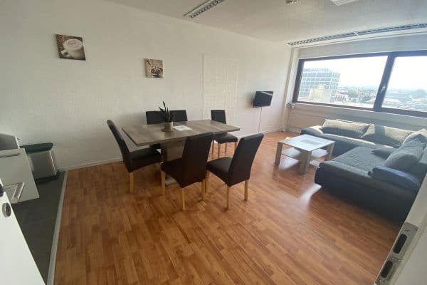 Pronájem bytu 4+1 102 m², Allee 40, Heilbronn Pronájem bytu 4+1 102 m², Allee 40, Heilbronn