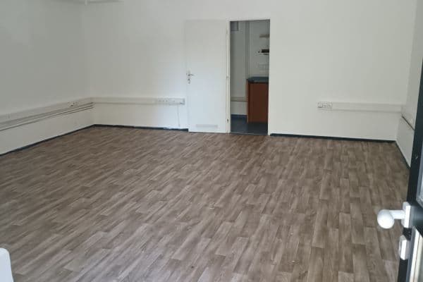 Pronájem nebytového prostoru 40 m², Pšenčíkova, Hlavní město Praha Pronájem nebytového prostoru 40 m², Pšenčíkova, Hlavní město Praha