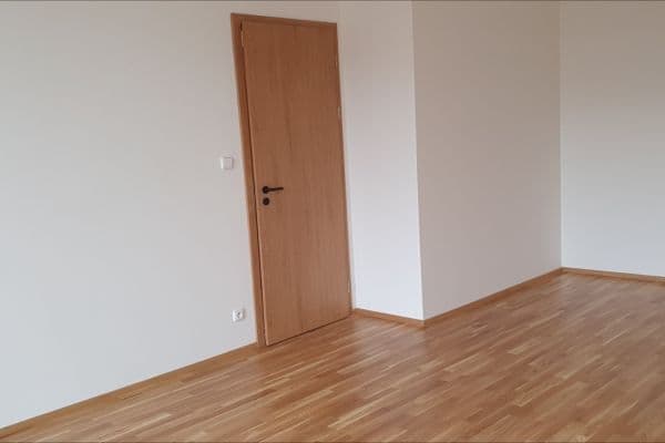 Pronájem bytu 2+kk 60 m², Stočesova, Praha Pronájem bytu 2+kk 60 m², Stočesova, Praha