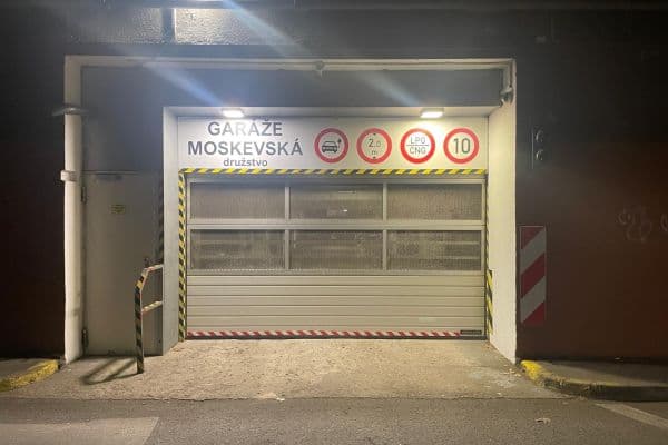 Pronájem garáže 17 m², Praha Pronájem garáže 17 m², Praha