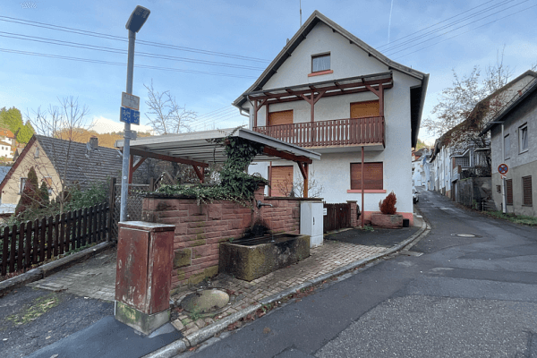 Prodej domu 170 m², pozemek 161 m², Schriesheim Prodej domu 170 m², pozemek 161 m², Schriesheim