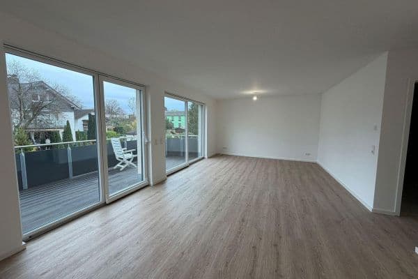 Pronájem bytu 3+1 90 m², Köln, Severní Porýní-Vestfálsko Pronájem bytu 3+1 90 m², Köln, Severní Porýní-Vestfálsko