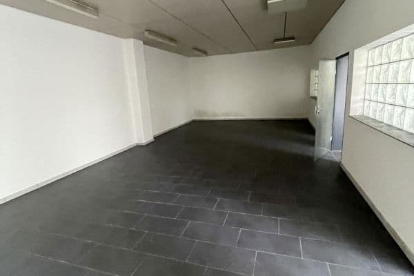 Pronájem kanceláře 150 m², Im Gewerbepark 1, Hunderdorf, Bavorsko Pronájem kanceláře 150 m², Im Gewerbepark 1, Hunderdorf, Bavorsko