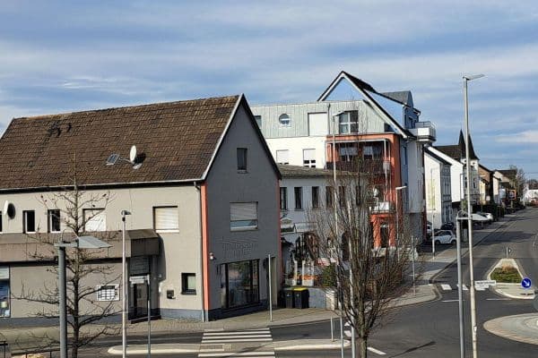 Pronájem bytu 2+1 68 m², Meckenheim Pronájem bytu 2+1 68 m², Meckenheim