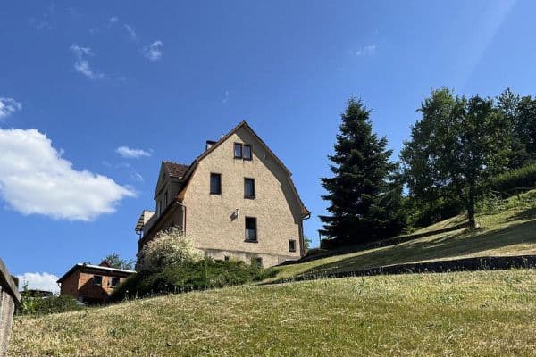 Prodej domu 151 m², pozemek 1.751 m², Wolfsburg-Unkeroda Prodej domu 151 m², pozemek 1.751 m², Wolfsburg-Unkeroda