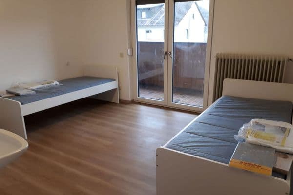 Pronájem domu 300 m², pozemek 1.000 m², Hanslmühlweg 2, Wolnzach, Bavorsko Pronájem domu 300 m², pozemek 1.000 m², Hanslmühlweg 2, Wolnzach, Bavorsko