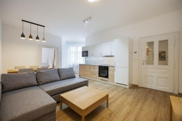 Pronájem bytu 2+kk 74 m², Nádražní, Ostrava Pronájem bytu 2+kk 74 m², Nádražní, Ostrava
