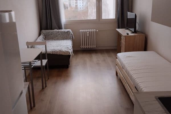Pronájem bytu 1+kk 24 m², Čenětická, Hlavní město Praha Pronájem bytu 1+kk 24 m², Čenětická, Hlavní město Praha