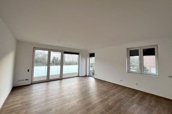 Pronájem bytu 2+1 61 m², Minden Pronájem bytu 2+1 61 m², Minden