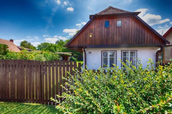 Pronájem domu 70 m², pozemek 300 m², Vlkavská, Loučeň Pronájem domu 70 m², pozemek 300 m², Vlkavská, Loučeň