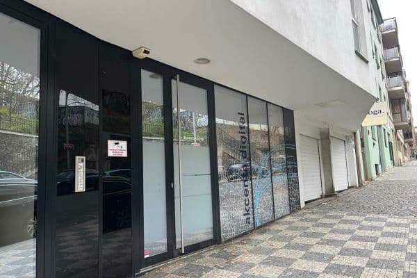 Pronájem kanceláře 220 m², Na Zatlance, Hlavní město Praha Pronájem kanceláře 220 m², Na Zatlance, Hlavní město Praha