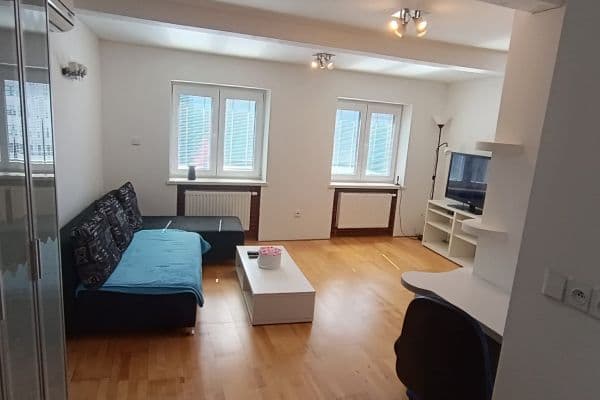 Pronájem bytu 2+kk 38 m², Zeyerova, Ostrava Pronájem bytu 2+kk 38 m², Zeyerova, Ostrava