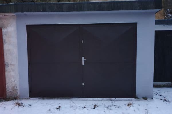 Prodej garáže 21 m², Pod Petřinami, Praha Prodej garáže 21 m², Pod Petřinami, Praha