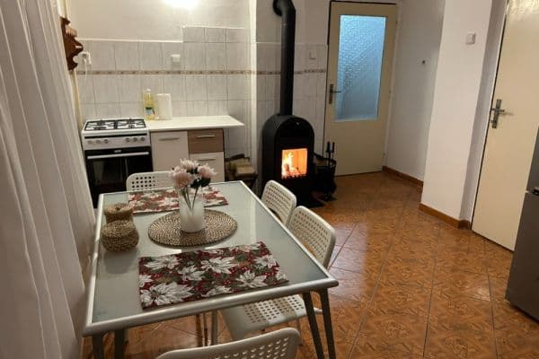 Pronájem domu 189 m², pozemek 195 m², Hospozín Pronájem domu 189 m², pozemek 195 m², Hospozín