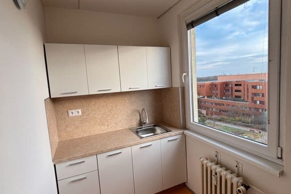 Pronájem bytu 1+1 30 m², Mazurská, Hlavní město Praha Pronájem bytu 1+1 30 m², Mazurská, Hlavní město Praha