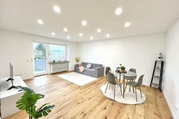 Prodej bytu 3+1 86 m², Augsburg Prodej bytu 3+1 86 m², Augsburg