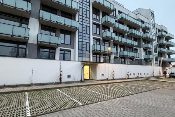 Pronájem bytu 1+kk 34 m², Kladno Pronájem bytu 1+kk 34 m², Kladno