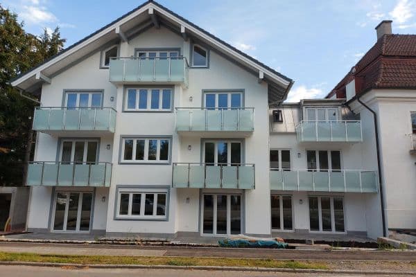 Pronájem bytu 2+1 60 m², Höckhstraße 12, Bad Tölz, Bavorsko Pronájem bytu 2+1 60 m², Höckhstraße 12, Bad Tölz, Bavorsko