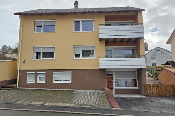 Prodej domu 211 m², pozemek 668 m², Lerchenstr. 26, Altensteig Prodej domu 211 m², pozemek 668 m², Lerchenstr. 26, Altensteig