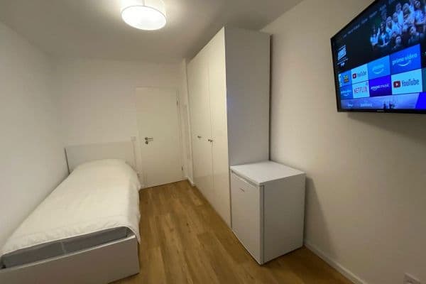 Pronájem bytu 25 m², Julius-Brecht-Straße 5, Frankfurt am Main, Hessen Pronájem bytu 25 m², Julius-Brecht-Straße 5, Frankfurt am Main, Hessen