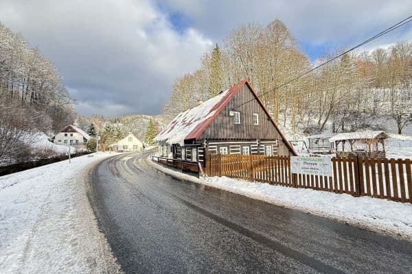 Pronájem chaty, chalupy, Dolní dvůr Pronájem chaty, chalupy, Dolní dvůr
