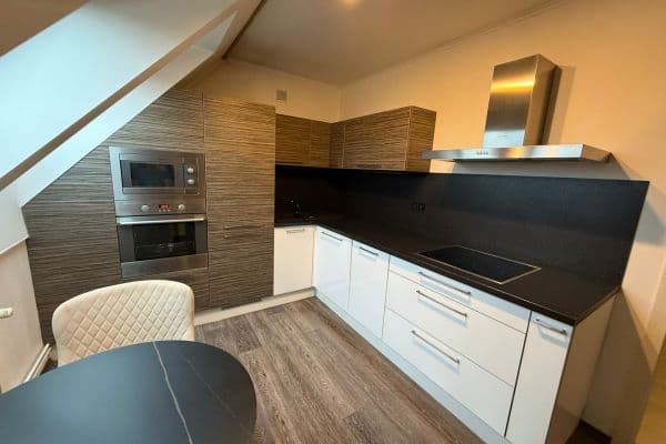 Pronájem bytu 2+kk 51 m², Průběžná, Nupaky Pronájem bytu 2+kk 51 m², Průběžná, Nupaky