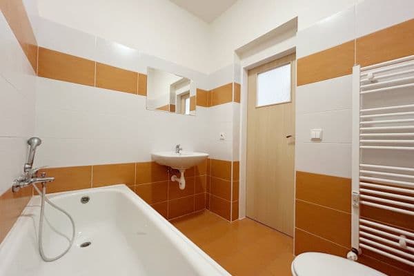 Pronájem bytu 1+kk 28 m², Pronájem bytu 1+kk 28 m²,