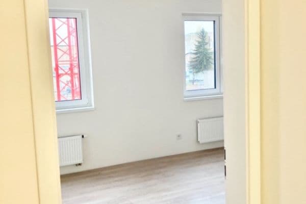 Prodej bytu 2+kk 45 m², U Továren, Praha Prodej bytu 2+kk 45 m², U Továren, Praha