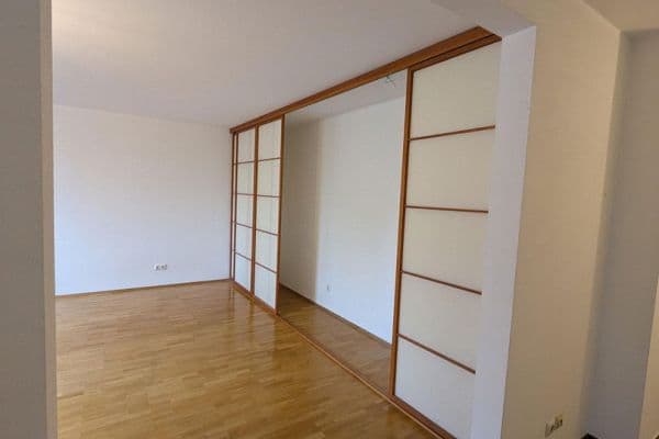 Prodej bytu 2+1 51 m², München, Bavorsko Prodej bytu 2+1 51 m², München, Bavorsko