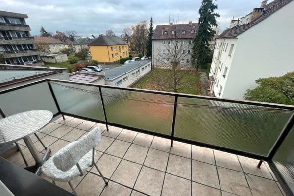 Pronájem bytu 3+1 66 m², Jana Čarka, České Budějovice Pronájem bytu 3+1 66 m², Jana Čarka, České Budějovice