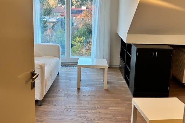 Prodej bytu 1+kk 58 m², Velvarská, Praha Prodej bytu 1+kk 58 m², Velvarská, Praha