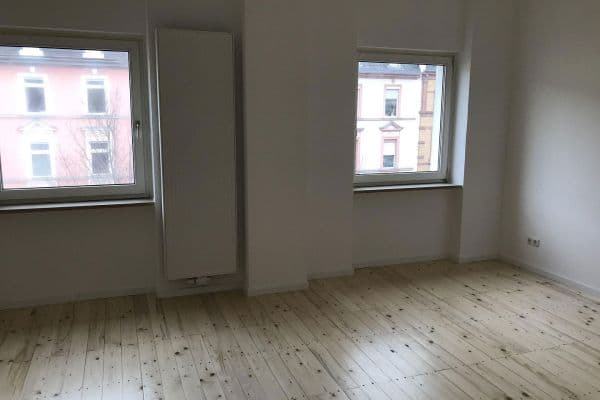 Pronájem bytu 2+1 45 m², Friedberger Landstraße 85, Frankfurt am Main Pronájem bytu 2+1 45 m², Friedberger Landstraße 85, Frankfurt am Main