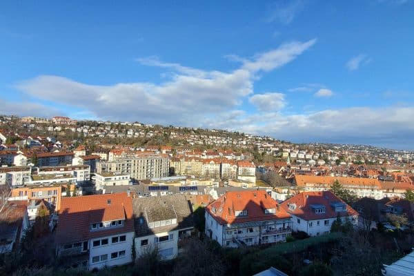 Pronájem bytu 3+1 82 m², Stuttgart Pronájem bytu 3+1 82 m², Stuttgart