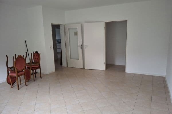 Pronájem bytu 2+1 75 m², Am Sportplatz 3, Bruchköbel Pronájem bytu 2+1 75 m², Am Sportplatz 3, Bruchköbel