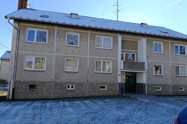 Prodej bytu 3+1 76 m², Hvozd Prodej bytu 3+1 76 m², Hvozd