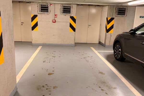 Pronájem garáže 16 m², Praha Pronájem garáže 16 m², Praha