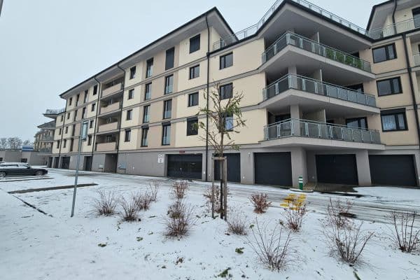 Pronájem bytu 2+kk 50 m², Augustina Lukeše, Brandýs nad Labem-Stará Boleslav Pronájem bytu 2+kk 50 m², Augustina Lukeše, Brandýs nad Labem-Stará Boleslav