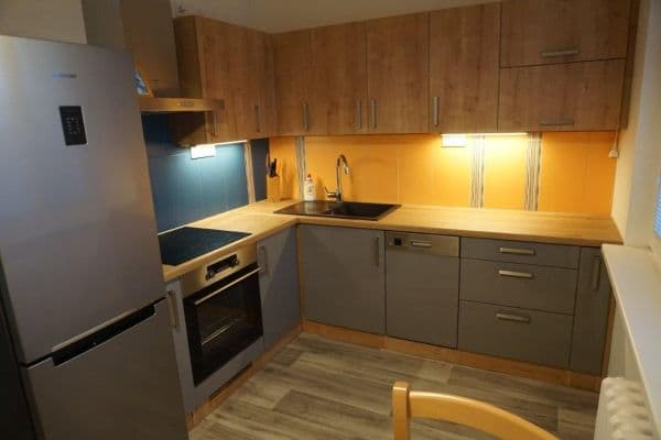 Pronájem bytu 2+1 61 m², U Olivovny, Říčany Pronájem bytu 2+1 61 m², U Olivovny, Říčany