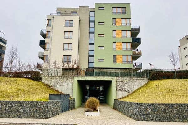 Prodej bytu 1+kk 28 m², Modrého, Praha Prodej bytu 1+kk 28 m², Modrého, Praha