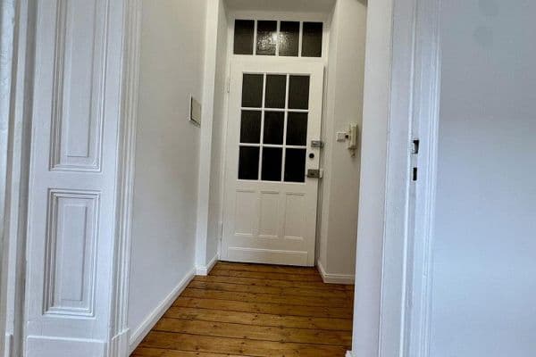 Pronájem bytu 4+1 86 m², Düsseldorf, Severní Porýní-Vestfálsko Pronájem bytu 4+1 86 m², Düsseldorf, Severní Porýní-Vestfálsko