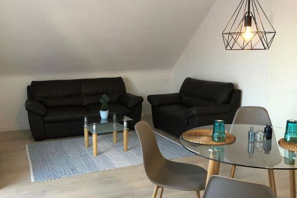 Pronájem bytu 1+1 43 m², Stuttgart, Bádensko-Württembersko Pronájem bytu 1+1 43 m², Stuttgart, Bádensko-Württembersko